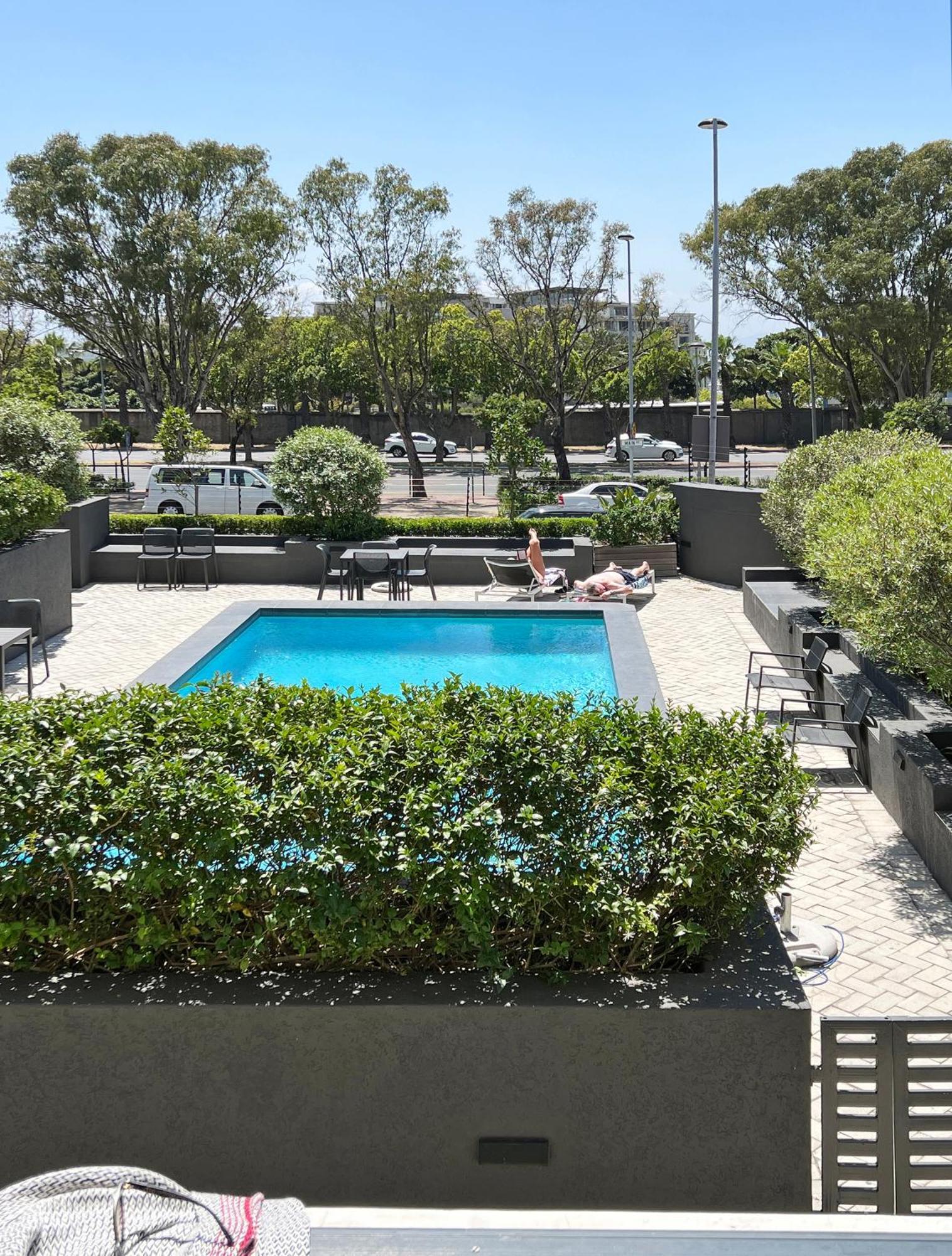 Apartment Warwick Mansions 1 Cape Town