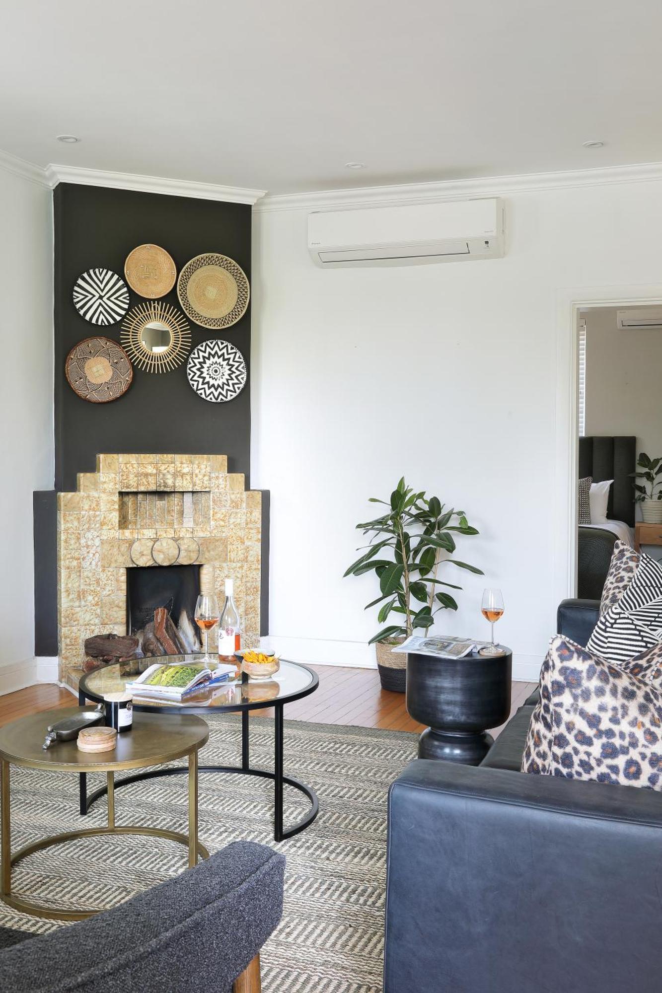 Warwick Mansions 1 Apartment Cape Town